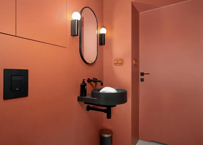 Modern With Air Conditioning Close To The Centre By Renters Prestige Познань