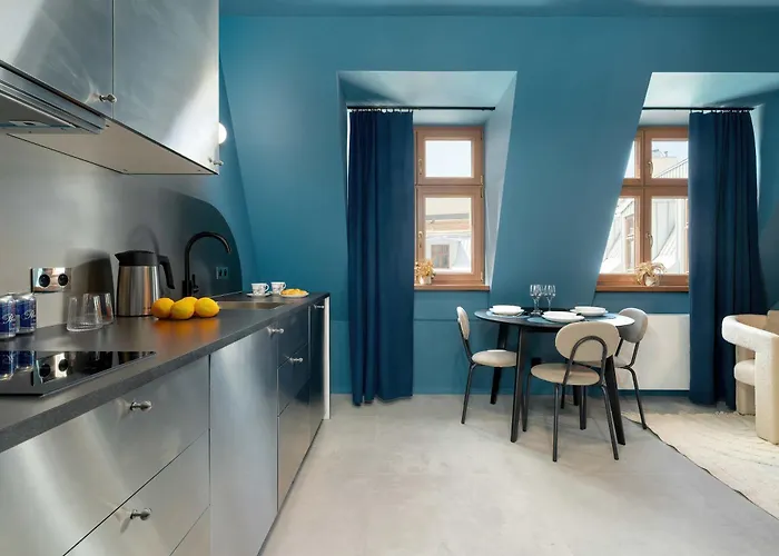 Modern With Air Conditioning Close To The Centre By Renters Prestige Апартаменты